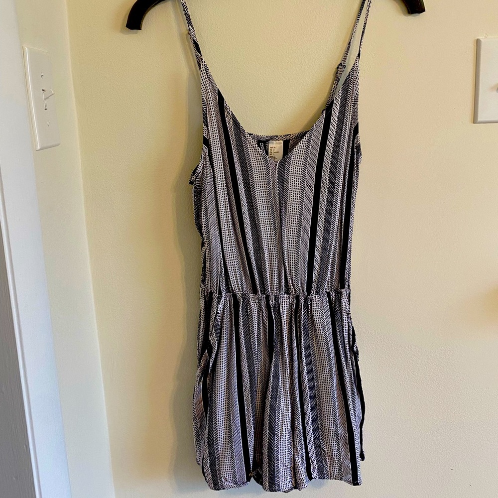Black & White Romper - Size Small!